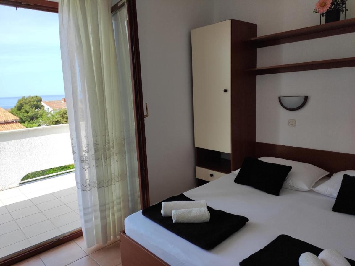 Apartments With A Parking Space Novalja, Pag - 6552 Bagian luar foto