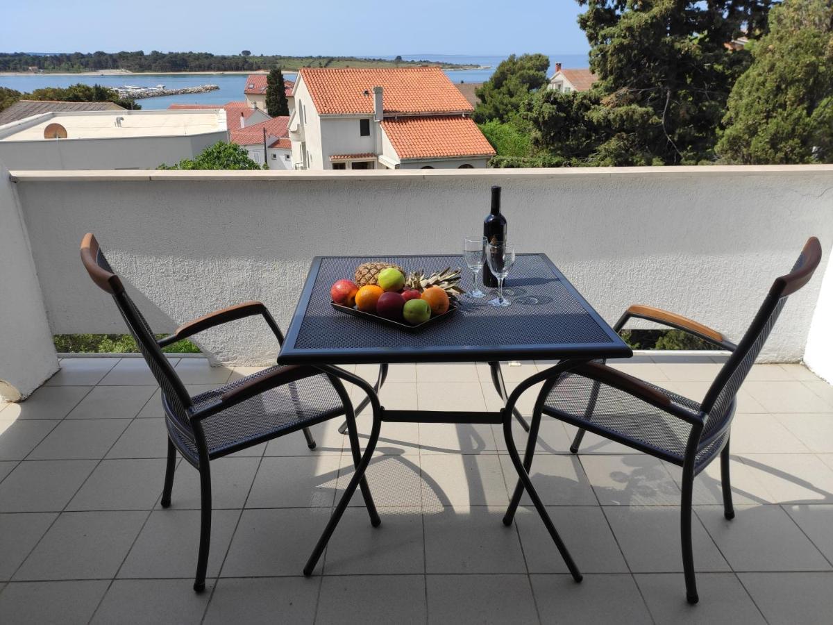 Apartments With A Parking Space Novalja, Pag - 6552 Bagian luar foto