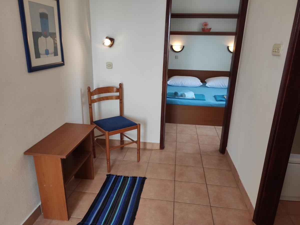 Apartments With A Parking Space Novalja, Pag - 6552 Bagian luar foto