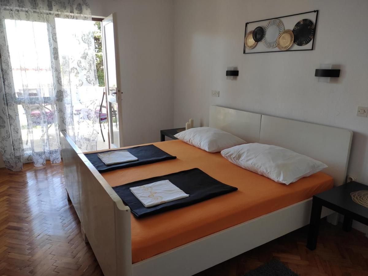 Apartments With A Parking Space Novalja, Pag - 6552 Bagian luar foto
